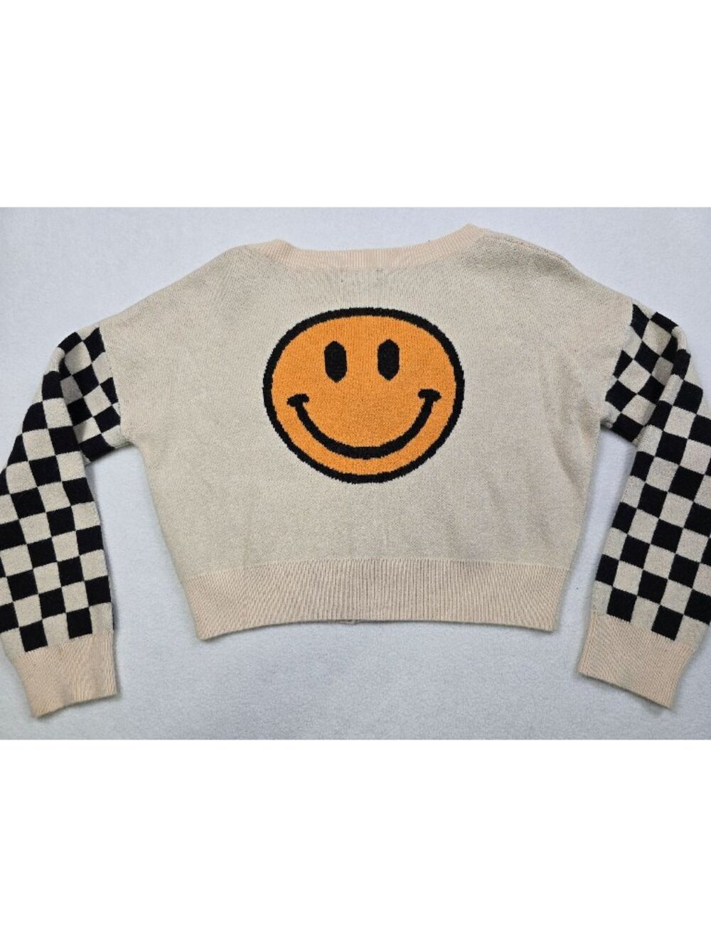 Smiley Face Checkered Sleeve Cropped Cardigan Skater Medium
